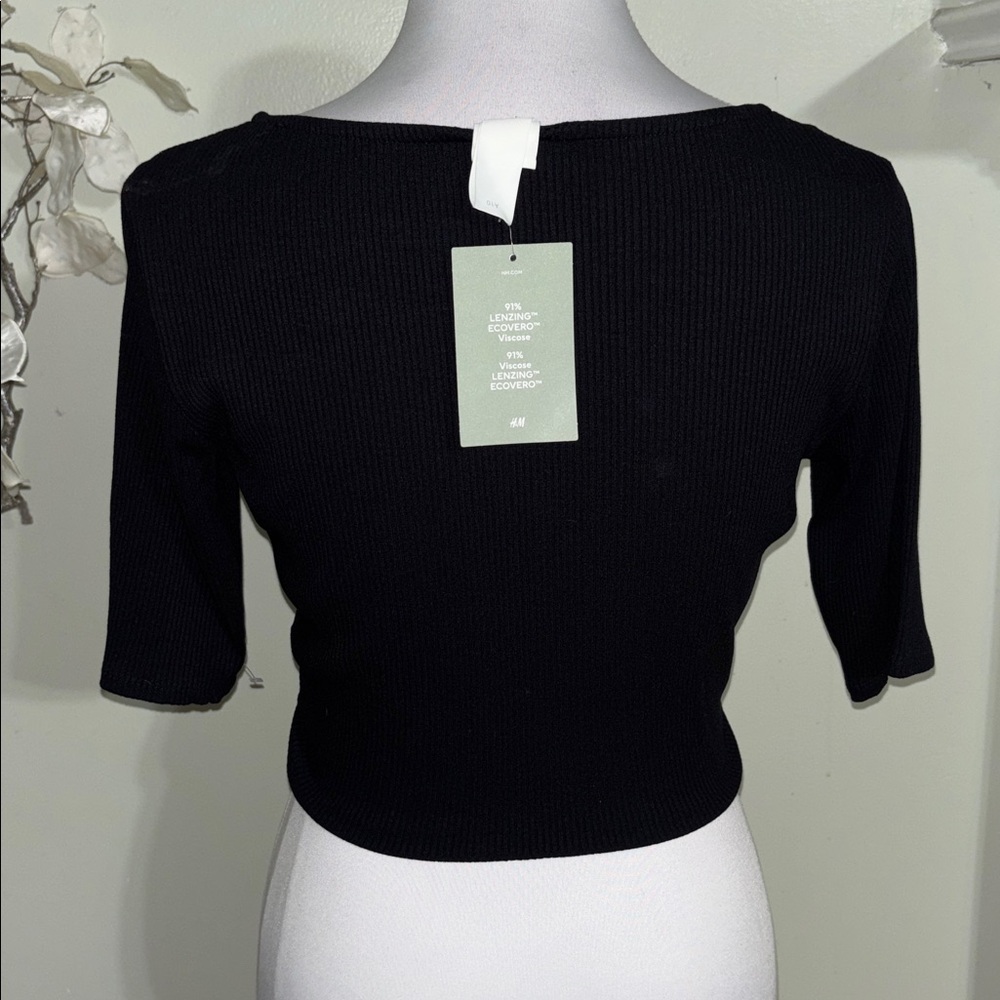 H&M Black Ribbed Crop Top - Picture 3 of 3